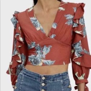 PatBo Floral Print Ruffle Sleeve Cropped Top